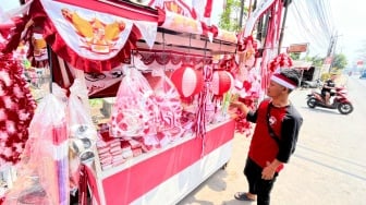 Di Balik Kemeriahan Lomba 17-an, Napas Ekonomi Akar Rumput yang Menjaga Dapur Tetap Ngebul