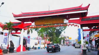 Semarak Kemerdekaan, Warna Merah Putih Hadir di Ruang Publik dan Kampung Nelayan