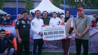 Gubernur Sulsel Salurkan Bantuan Rp500 Juta untuk Korban Gempa NTT