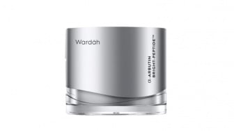 4 Moisturizer Wardah yang Mengandung Anti-Aging untuk usia 40 Tahun ke Atas