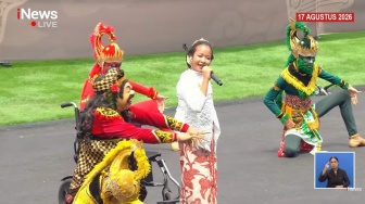 Sosok Savia Aulia Rahmawati Sinden Cilik Disabilitas yang Pukau Tamu di Upacara Istana Merdeka