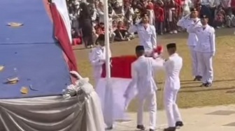 Tali Bendera Putus Saat Upacara HUT RI ke-81 di Sukabumi, Kesigapan Paskibra Selamatkan Sang Saka