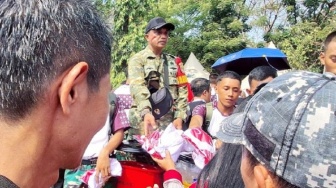 Rela Datang Jam 5 Pagi dari Bekasi, Demi Kaos Gratis HUT RI di Monas
