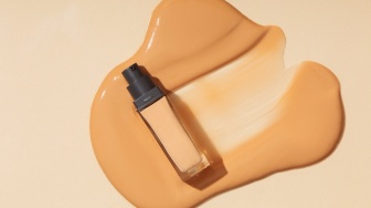 Wajah Berubah Jadi Kusam? Ini 6 Cara Memilih Shade Skin Tint yang Tidak Gampang Oksidasi