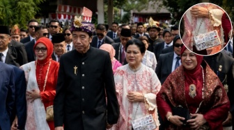 Tas Chanel Iriana Jokowi di HUT RI 81 Sangat Langka, Harganya Bikin Tepok Jidat
