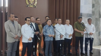 Bukan Cuma Angkut Orang, Perpres Ojol Akan Atur Tarif Barang dan Makanan