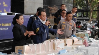 Mirip 98 Persen! Meterai Palsu Banjiri Marketplace, Cara Mudah Bedakannya Pakai Air Liur