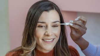 3 Serum Bulu Mata yang Bagus Sesuai Review, Dipuji Bikin Panjang dan Lentik