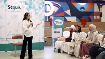 Founder & CEO Mamiru Priscilla Anais membawakan sesi Network to Net Worth: Turning Relationships Into Business Growth dalam Sequis SHEPRENEUR Learning Series. [handout]