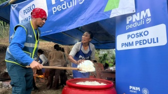 Dari Posko ke Posko, PNM Terus Bergerak Dampingi Warga Terdampak Gempa NTT