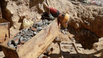 100 Orang Tewas Tertimbun Tambang Emas Tradisional Runtuh, Puluhan Orang Hilang di Desa Zamboye