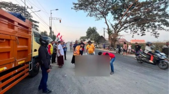 Pemuda Trowulan Tewas Hantam Bokong Dump Truk yang Parkir di Bahu Jalan