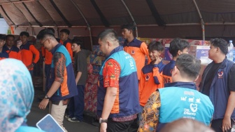 PT Biro Klasifikasi Indonesia (Persero) atau BKI bersama IDSurvey Group menyalurkan bantuan kemanusiaan bagi masyarakat terdampak bencana di Nusa Tenggara Timur (NTT).