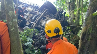 Truk Rem Blong Kecelakaan di Silaing Bawah, Satu Korban Terjepit