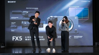 Sony FX5 Ubah Kamera Sinema Jadi Lebih Ringkas, Bawa Open Gate dan RAW Internal