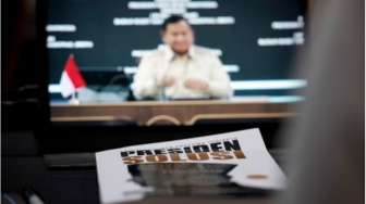 Di Balik Buku Presiden Solusi: Bukti Kinerja Nyata atau Propaganda Istana?