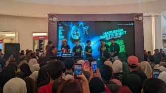 Ribuan Warga Solo Serbu Meet & Greet Harusnya Horror, Reza Arap: Senang Banget!