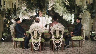Dilihat Langsung Prabowo dan Jokowi, Ini Besaran Mas Kawin Rizky Irmansyah untuk Chika Yenalovy