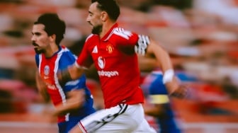 Bruno Fernandes Banjir Kritik Usai Manchester United Dipermalukan Hull City