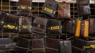 6 Warna Dompet Pembawa Hoki dan Rezeki Melimpah menurut Feng Shui