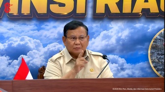 Prabowo Ancam Cabut Izin Korporasi yang Terlibat Pembakaran Hutan untuk Buka Lahan