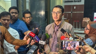 KPK Periksa Bendahara dan Kabid SDA PUPR Bengkulu Soal Temuan Duit Rp4 Miliar
