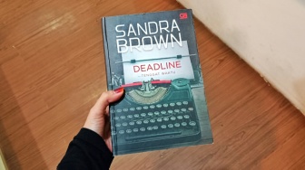 Jurnalis Perang Memburu Kebenaran: Menyelami Misteri Deadline Sandra Brown