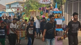Kemeriahan Ngeropok, Saat Berkah Panjang Mulud Melimpah di Lopang Serang