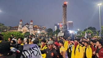 Evaluasi MBG, Hentikan KDMP! Teriakan Mahasiswa Menggelegar di Tugu Muda Semarang
