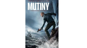 Review Film Mutiny: Jason Statham Ubah Kapal Kargo Jadi Arena Pembantaian