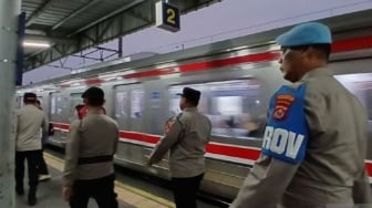 Polisi Cegat Massa Aksi di Stasiun Kereta: Pelajar SMP-SMA Jadi Target