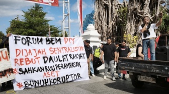 Geruduk DPRD, BEM DIY Tagih UU Perampasan Aset Agar Tak Jadi Dokumen yang Terparkir di DPR