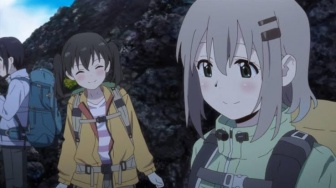 Review Anime Yama no Susume, Saat Hobi Naik Gunung Jadi Dokumenter