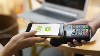 Bayar Tinggal Scan, Cashless Jadi Kebiasaan yang Sulit Ditinggalkan Gen Z