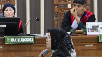 Saksi Bongkar Fadia Arafiq Jadi Sumber Modal PT RNB, Ada Aliran Uang Rp1,7 Miliar