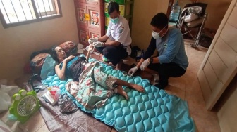 Miris! Tak Tercover Bantuan, Ibu dan Anak Terbaring Sakit di Rumah Kontrakan Banjar