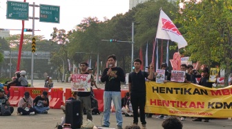 Tolak MBG dan Kopdes, FMN: Anggaran Hanya Lari ke Prabowo dan Kroni-kroninya!