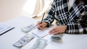 Dari Paylater ke Mindful Spending: Saat Gen Z Lebih Bijak Kelola Keuangan
