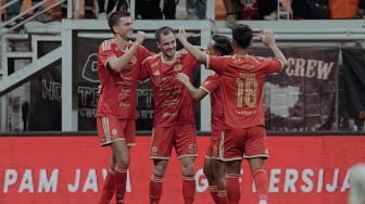 Persija Hancurkan Brisbane Roar di JIS