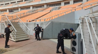 Brimob Sterilisasi JIS dari Tribun Sampai Ruang Ganti Jelang Duel Persija vs Brisbane Roar