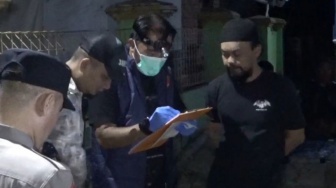 Jasad Bayi Laki-Laki Diseret Anjing di Sumedang