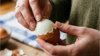 4 Tips Merebus Telur agar Mudah Dikupas, Hasil Mulus Sempurna
