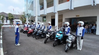 Sering Kagok saat Ada Rintangan Mendadak? Ini 3 Teknik Dasar Berkendara Motor yang Wajib Dikuasai