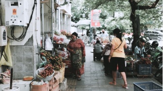 Jogja dan Mitos Slow Living: Ketika Kota Santai Harus Tegang Mengejar Hidup