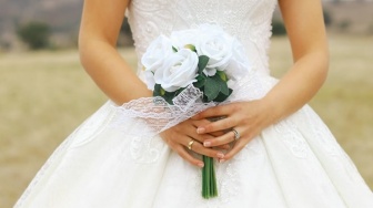 Tidak Menikah Muda Bukan Berarti Tertinggal: Ini Pilihan Hidup Perempuan!
