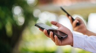 Daftar HP yang Sudah Mendukung eSIM, Tak Perlu Repot Beli Kartu Fisik
