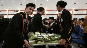 PTN Borong Kuota Maba, Kampus Swasta Pilih Tampung Anak Korban Bencana Lewat Sego Berkat