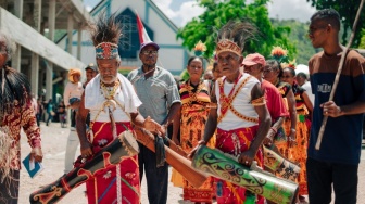 Dari Pracimantoro hingga Papua Membongkar Mitos Pembangunan Jawa-Sentris