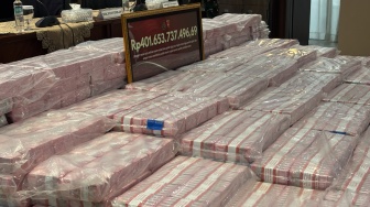 Uang Rp 401 Miliar Hasil Sitaan Kasus Korupsi Tata Kelola Nikel Dipamerkan di Kejagung