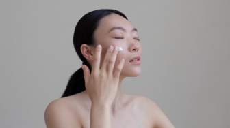 Skin Barrier Rusak? Perbaiki dengan 5 Pilihan Moisturizer Ini!
